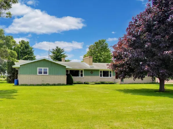 W6711 Highway 67, Walworth, WI 53184