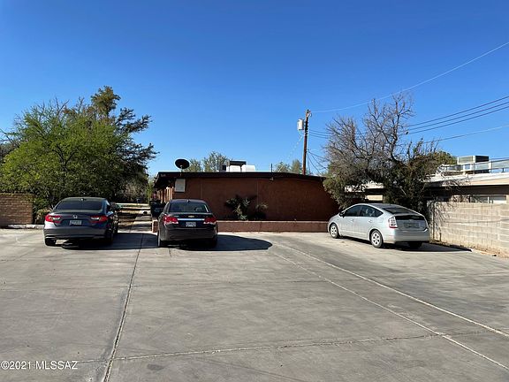 2nd image of 3640 E Lee St #2