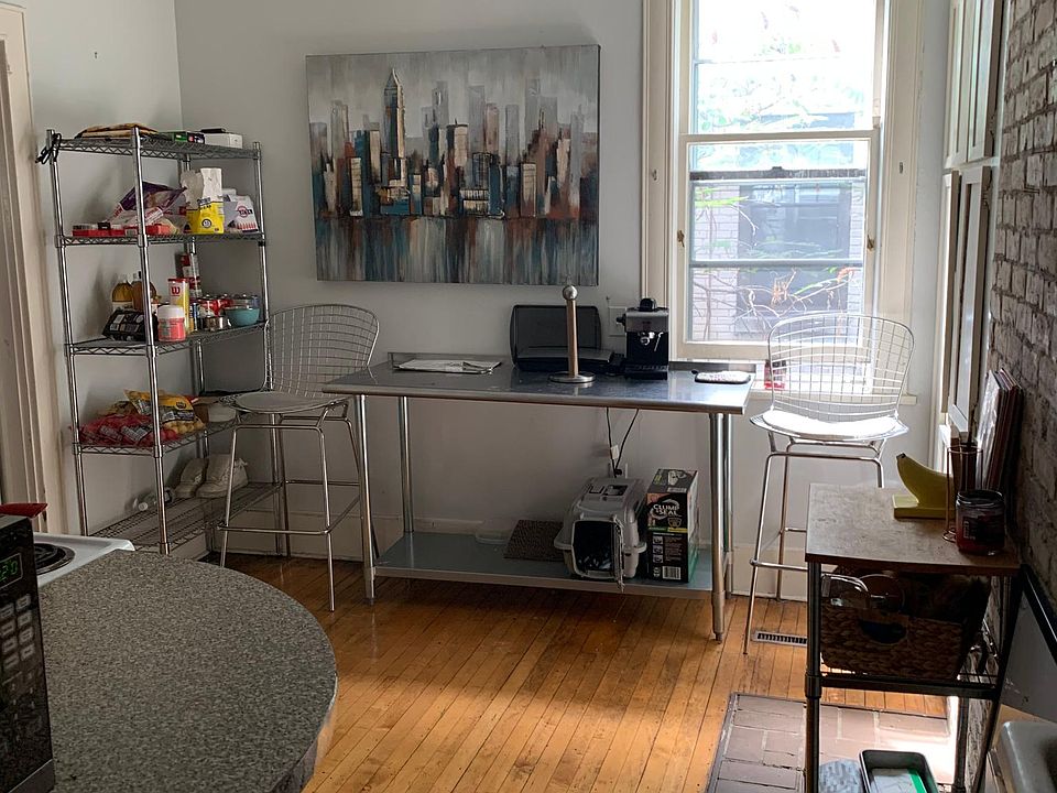 1st image of 2311 Bryant Ave S APT 1