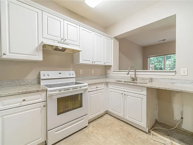 1191 Primrose View Cir — Photo 10