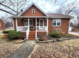 809 Birch Dr, Collinsville, IL 62234