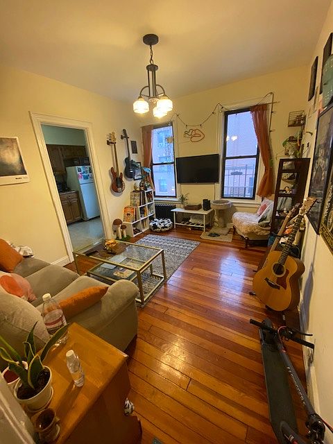 1st image of 3123 32nd St APT 14