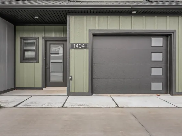 1404 Jonathan Wade Cir, Clarksville, TN 37043