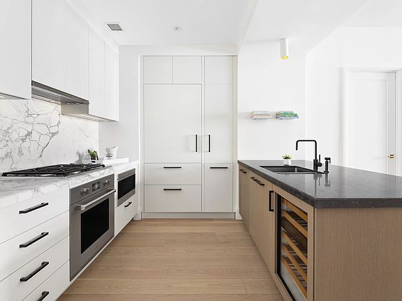 5th image of 438 E 12th St #5S