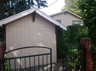 5608 SW Hanford St, Seattle, WA 98116