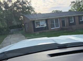 108 Allenwood Cir SW, Milledgeville, GA 31061