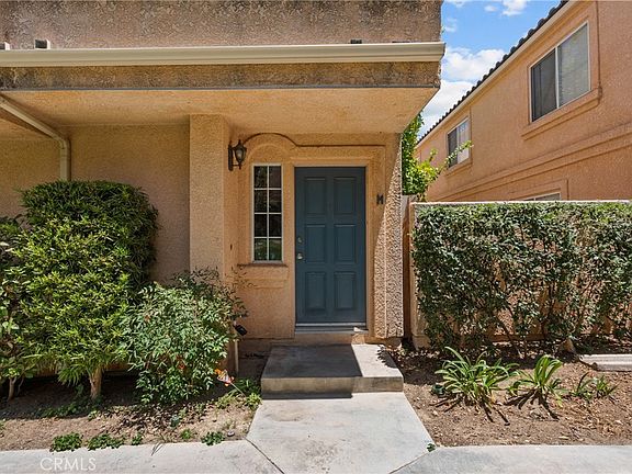 3rd image of 25146H Steinbeck Ave