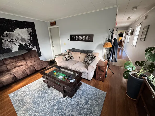 65 Audet St #C, Winooski, VT 05404