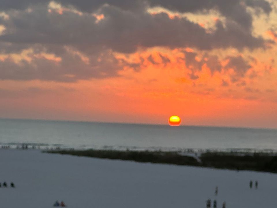 1st image of 240 Seaview Ct APT 505
