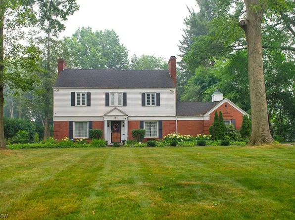 385 Delaware Ave, Akron, OH 44303