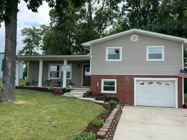 14492 Kohler Ln, Wapakoneta, OH 45895