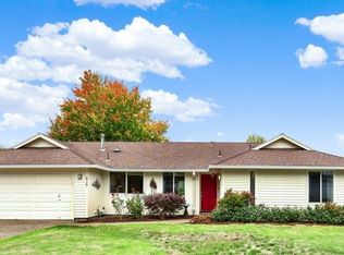 8720 SW Reiling St, Tigard, OR 97224