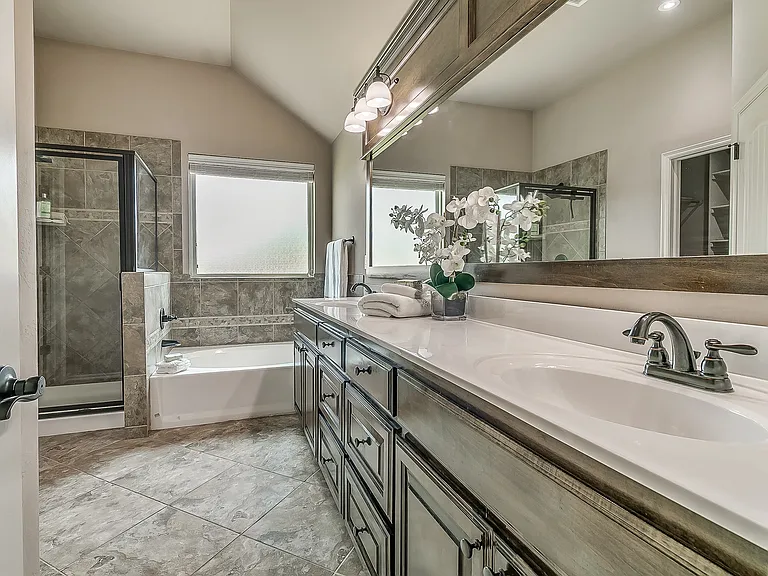 15904 Positano Dr — Photo 13