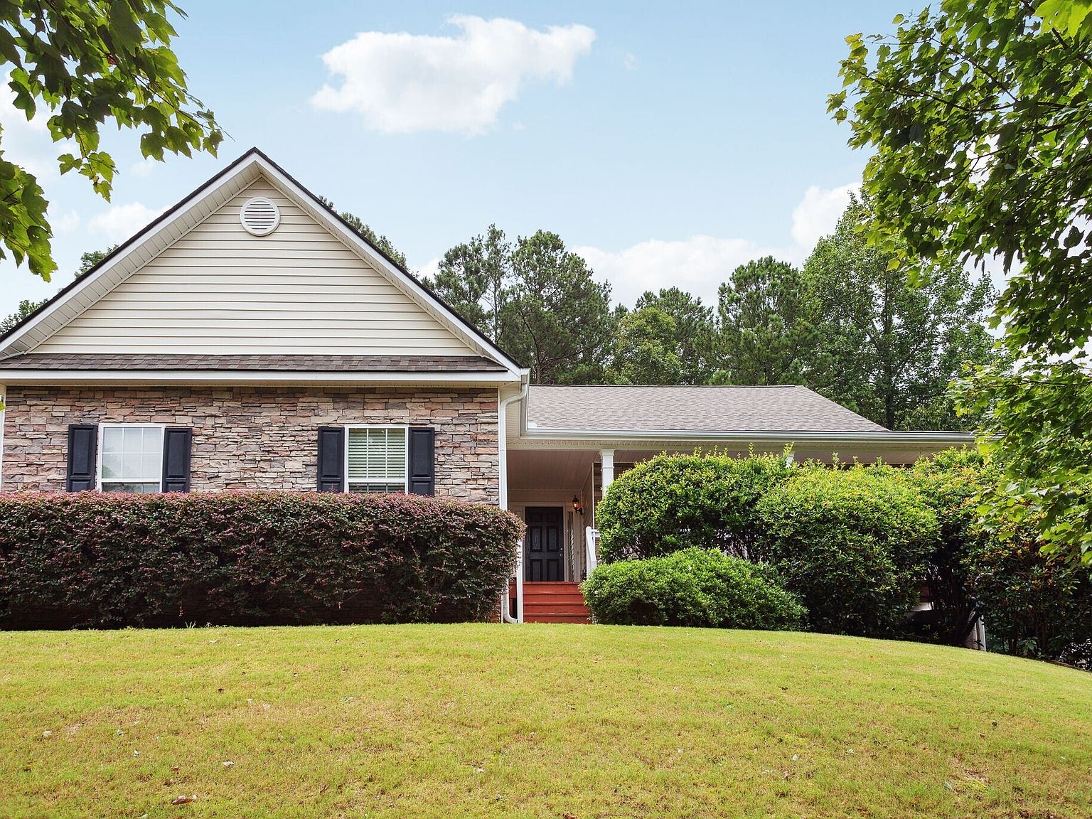 3164 Oak Ridge Ln, Loganville, GA 30052 MLS 10188691 Zillow