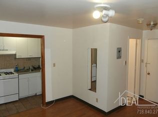 496 11th St APT 2B, Brooklyn, NY 11215