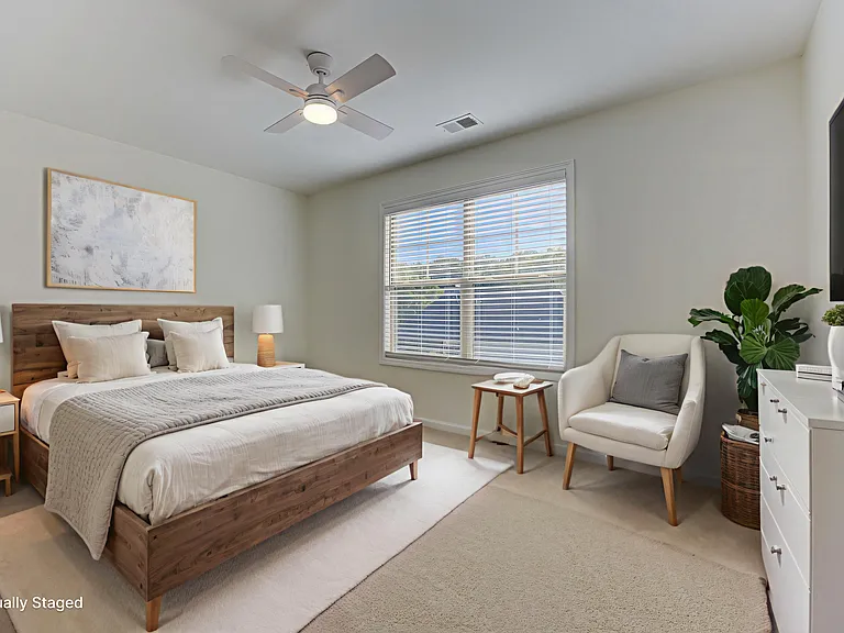 605 Summit Point #A — Photo 36