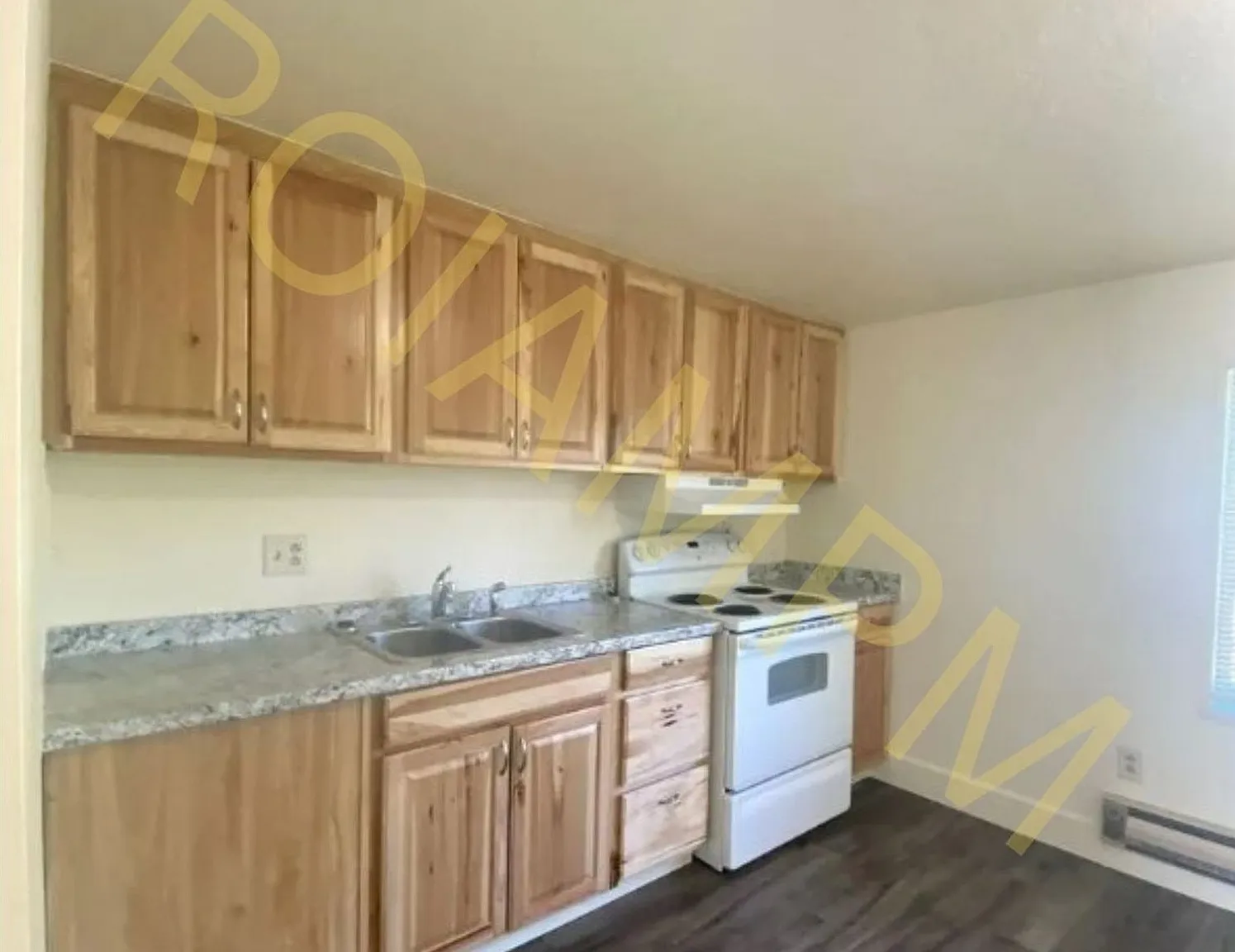 2-Bed 1-Bath Green Leaf Apartments — Photo 4