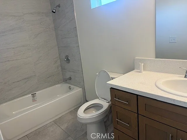 5010 Washington Ave — Photo 8