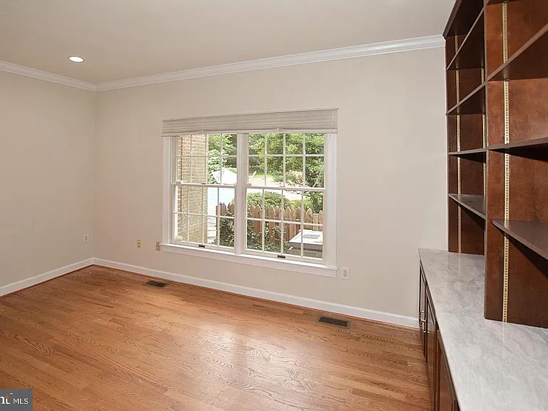 10190 Akhtamar Dr — Photo 22