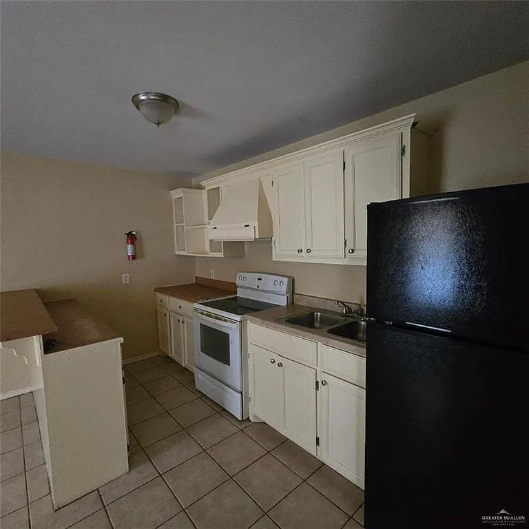 2 bed, 2.0 bath, 52068 sqft, $725 — Photo 4
