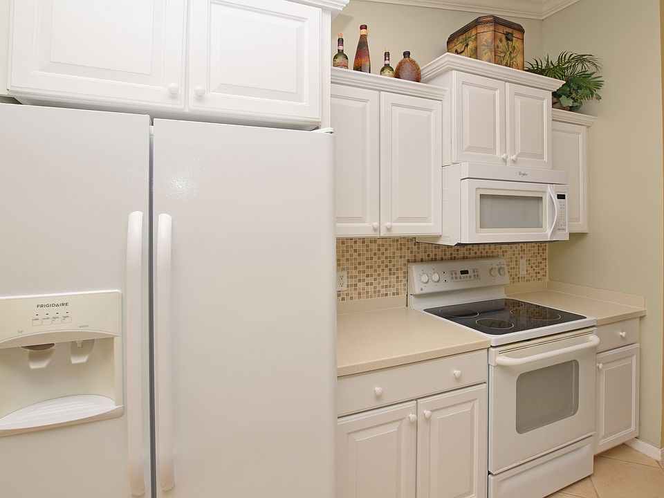1st image of 10497 Washingtonia Palm Way APT 3723