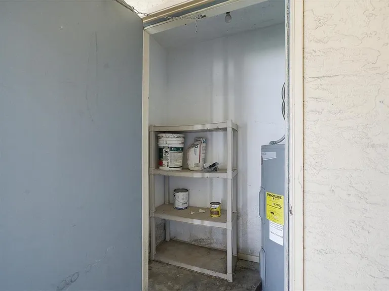 7615 Lemon Wood Ct — Photo 33