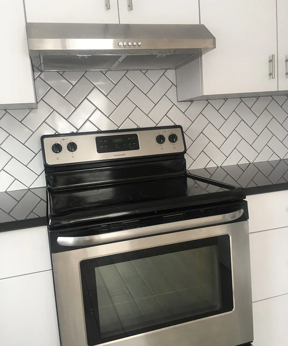 2 bed, 905 sqft, $2,200 — Photo 4