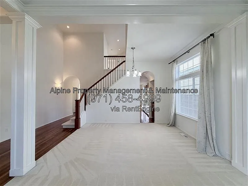 4 bed, 3.0 bath, 2919 sqft, $3,675 — Photo 4
