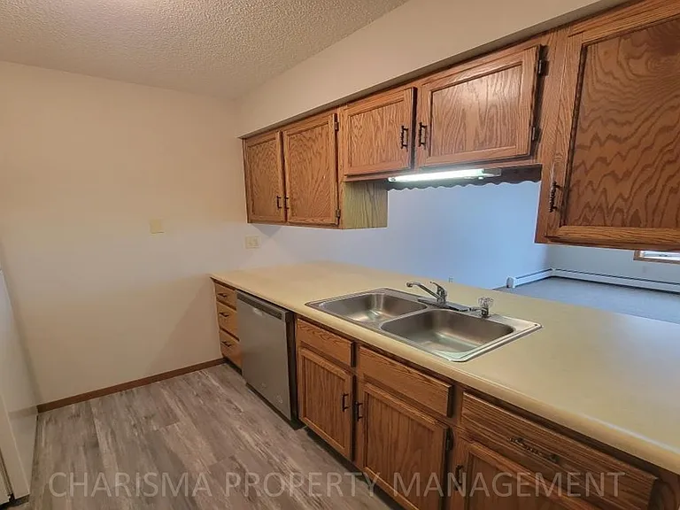 Alvine Properties — Photo 9