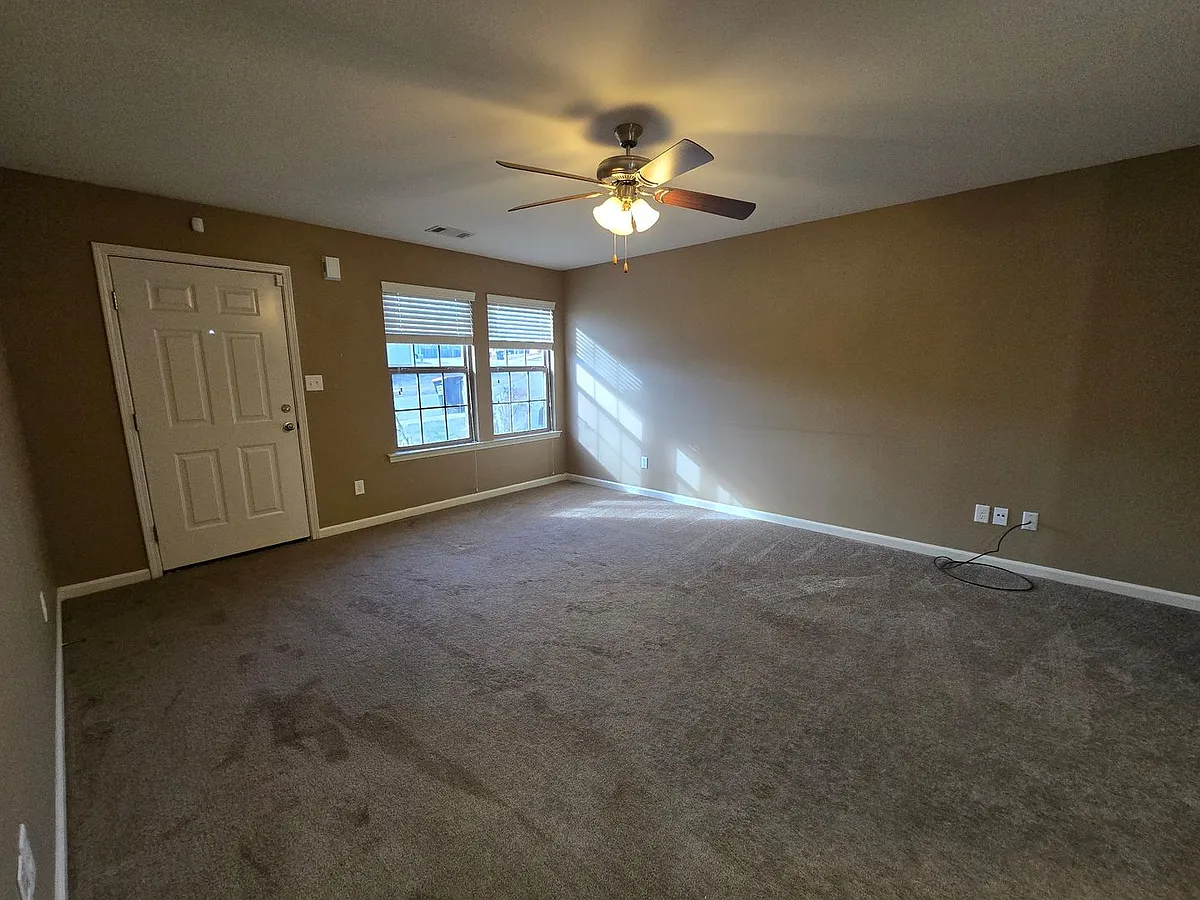 Building Photo - 3537 Terrace Hill Ct