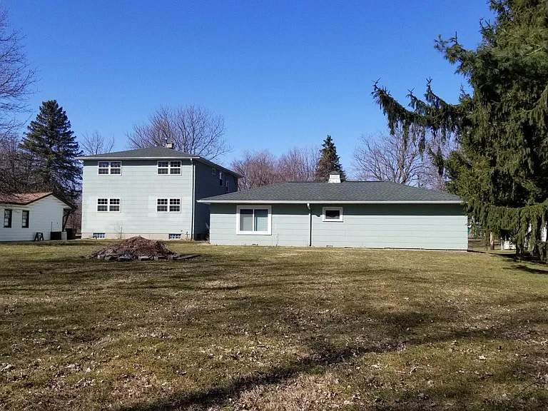 9525 Wehrle Dr #1 — Photo 24