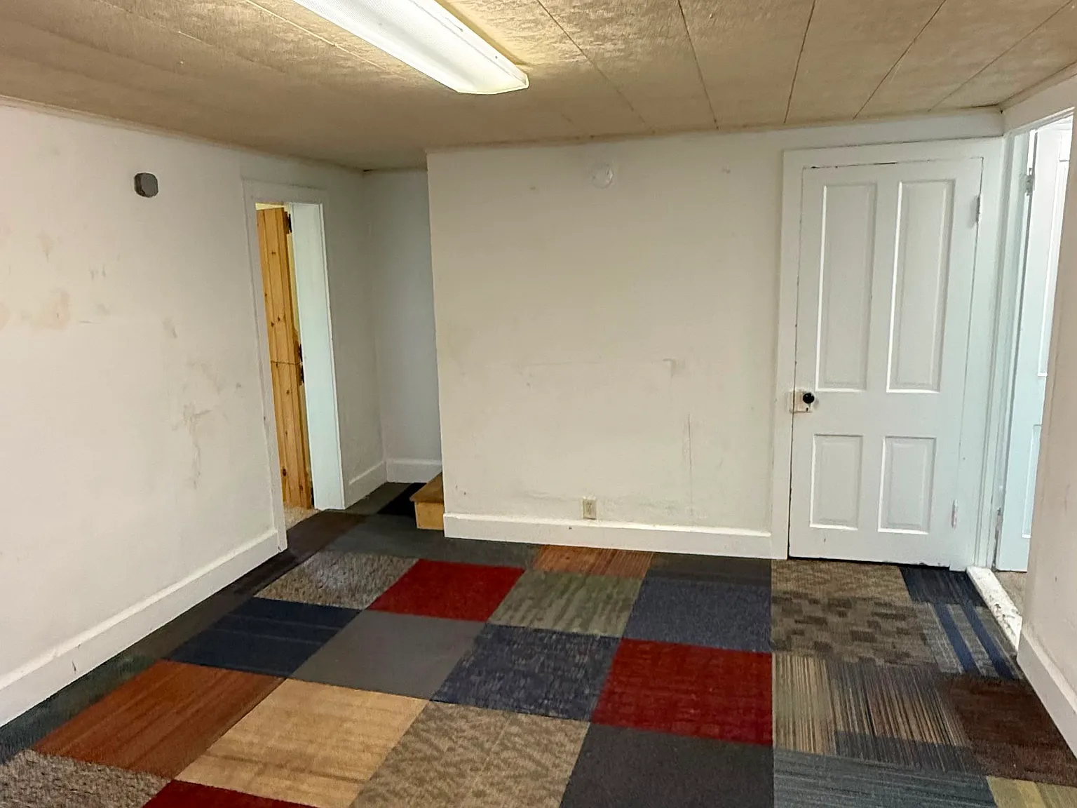 4 bed, 1.5 bath, 1250 sqft, $1,300 — Photo 4
