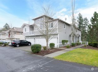 1935 Garry Oaks Ave UNIT B, Dupont, WA 98327