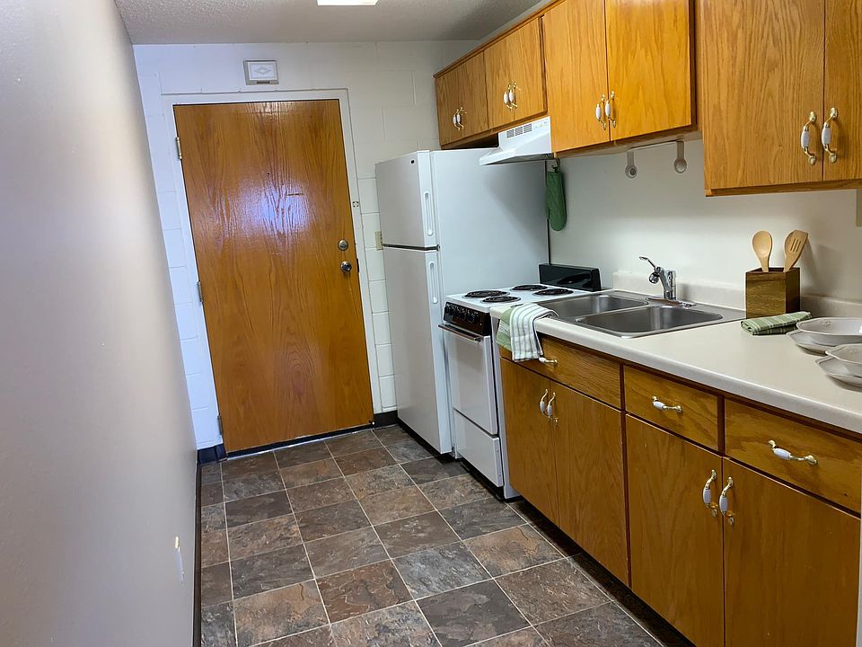 1st image of 202 6th Ave N #1-327