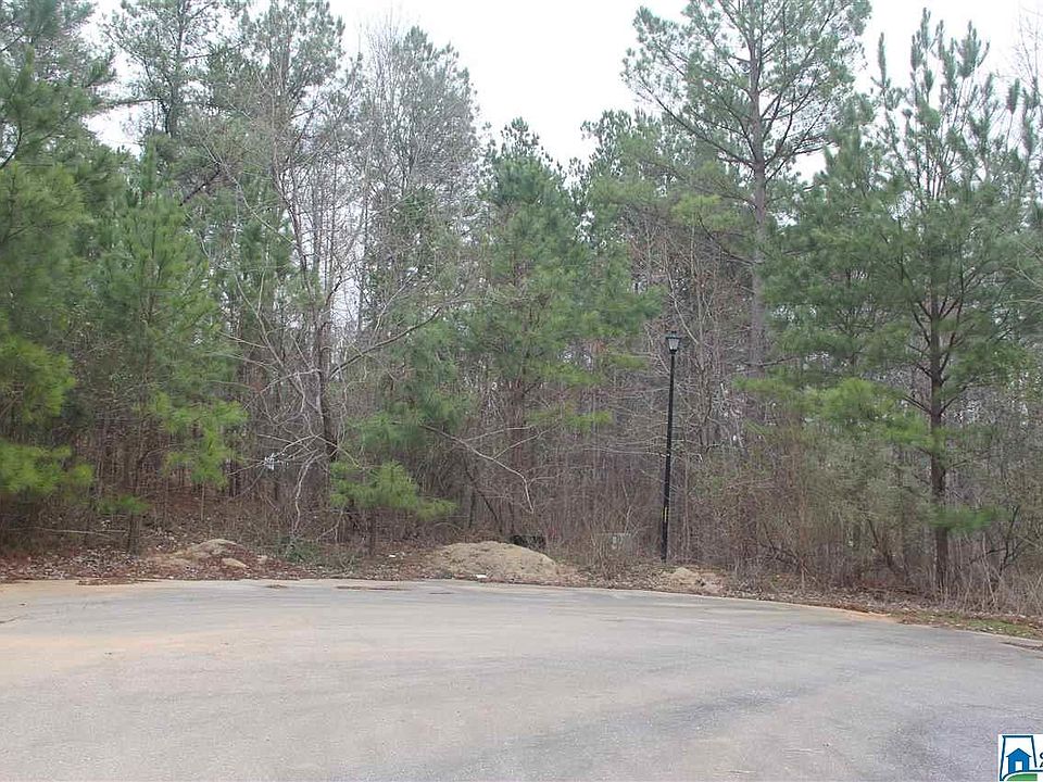 2nd image of 30 Crestview Pl #30