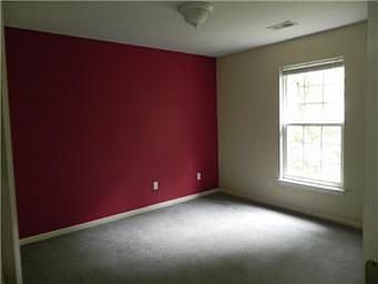 3rd image of 5124 NE Ash Grove Dr
