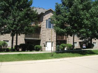 2861 Coral Ct APT 303, Coralville, IA