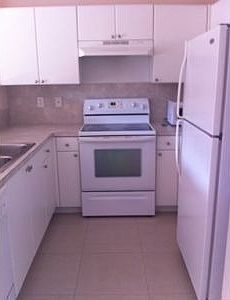 4th image of 2310 SE 23rd Dr #2310