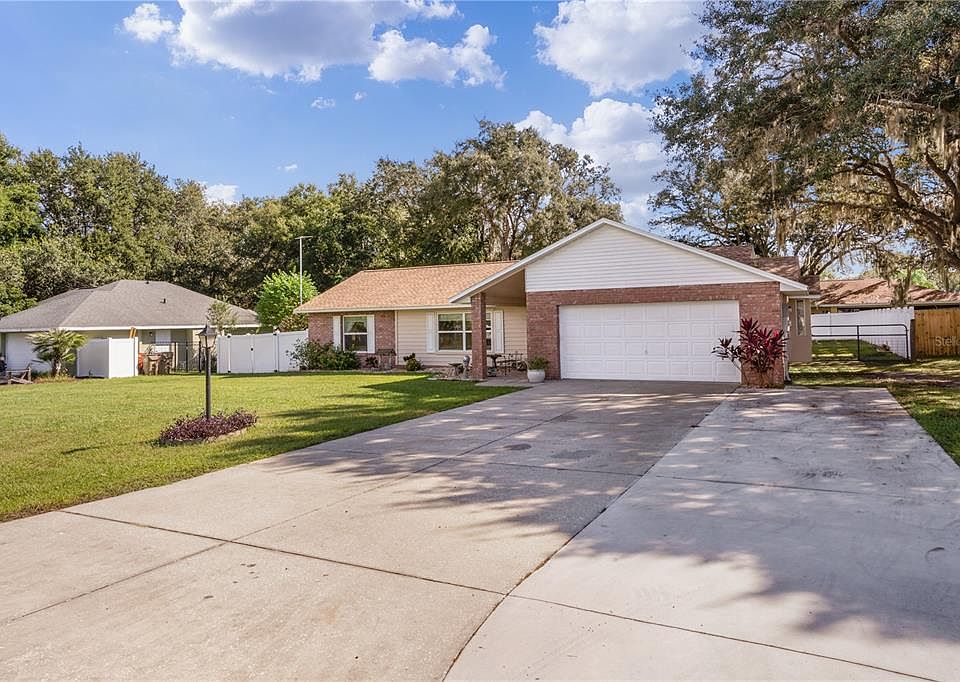 1st image of 33906 Tara Wood Dr