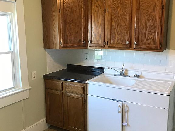 4th image of 428 McKinney St