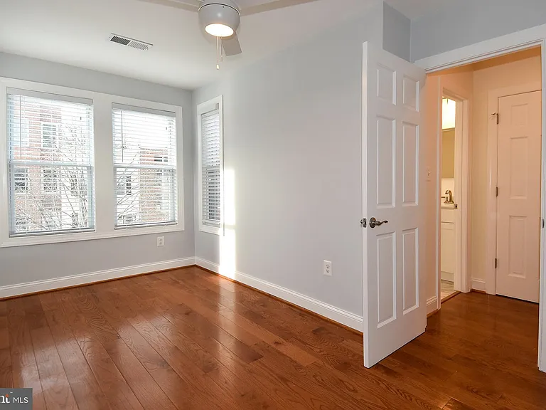 1117 Montello Ave NE — Photo 21