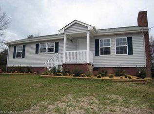 1948 Cartwright St, Kernersville, NC 27284