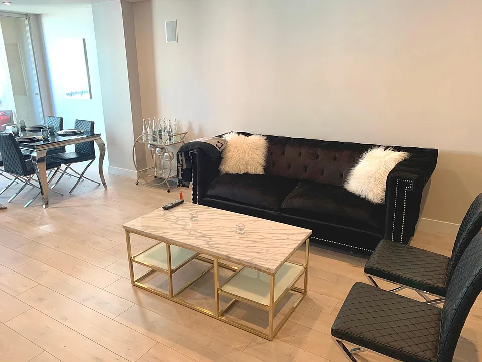 10747 Wilshire Blvd #706