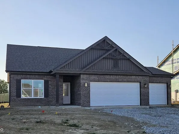 2572 Kingman Dr, Whitestown, IN 46075