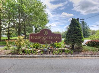 112 Walden Cir, Robbinsville, NJ 08691