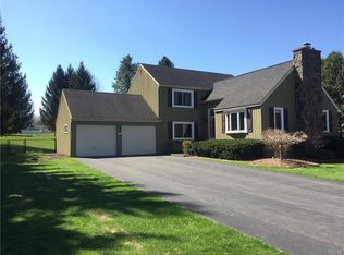 7272 Dabney Ln, Fayetteville, NY 13066