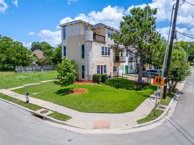 300 Slaughter Ave, Dallas, TX, 75214