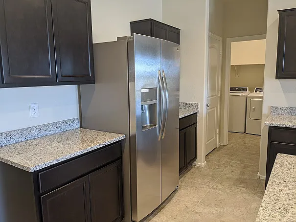 36488 W Barcelona Ln — Photo 7