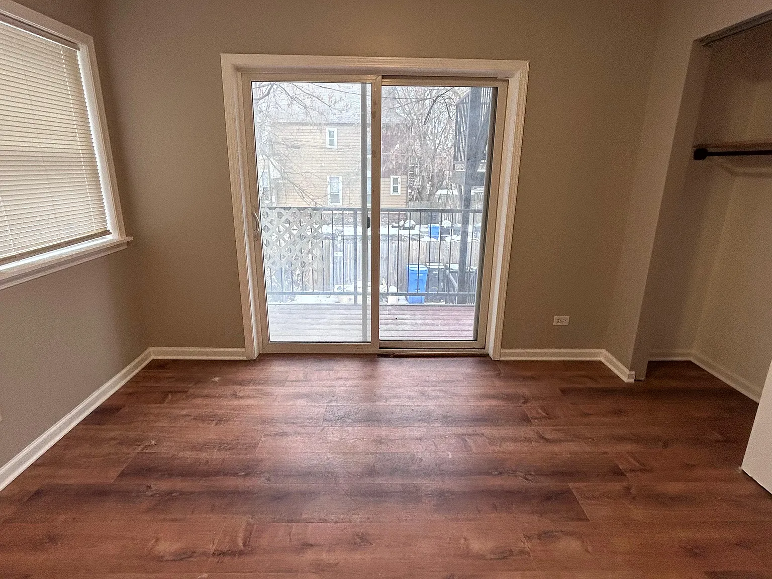 3 bed, 1600 sqft, $2,100 — Photo 3