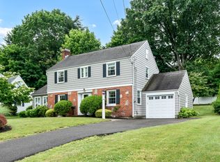 53 Farmingdale Rd, Wethersfield, CT 06109